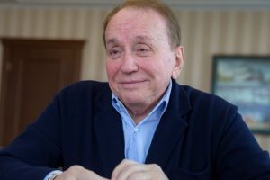 Актеры и бывшие игроки КВН выразили соболезнования в связи со смертью Маслякова