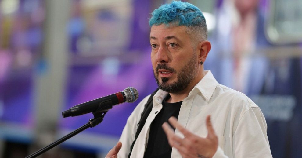 Блогер Артемий Лебедев заявил, что провинциальных журналистов может заменить ИИ