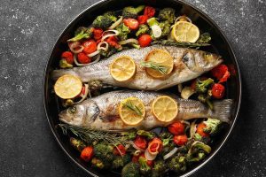 Диетолог Макиша рассказала о продуктах для восстановления волос