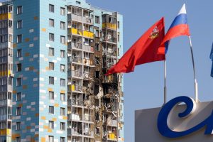 Двое пострадавших находятся в тяжелом состоянии после попадания дрона в дом в Раменском