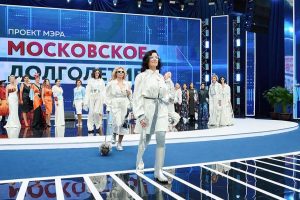 Москва онлайн покажет модный показ “Московского долголетия” в рамках “Москвы 2030”