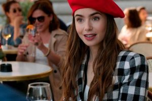 Netflix продлил “Эмили в Париже” на пятый сезон