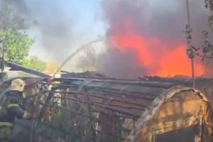 Общая площадь пожара в Аксае под Ростовом составляет около 6 тыс “квадратов”