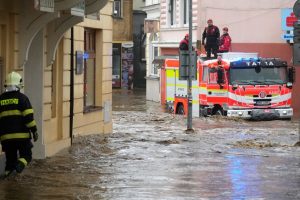 Один человек погиб и семь пропали без вести при наводнении в Чехии