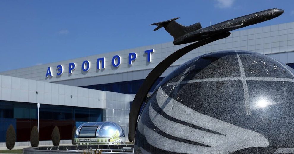 Подавший сигнал бедствия пассажирский Airbus приземлился в Минводах