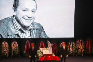 Прощание с Александром Масляковым проходит в Москве