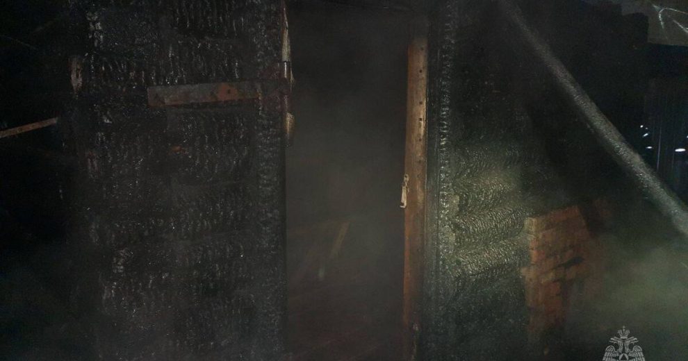 Ребенок погиб при пожаре в бане в Удмуртии