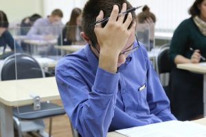 Рособрнадзор не получил ни одного достойного предложения альтернативы ЕГЭ