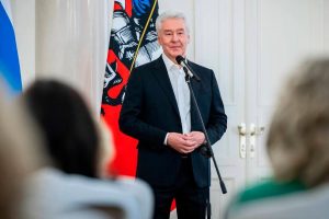 Собянин вручил награды работникам комплекса городского хозяйства Москвы