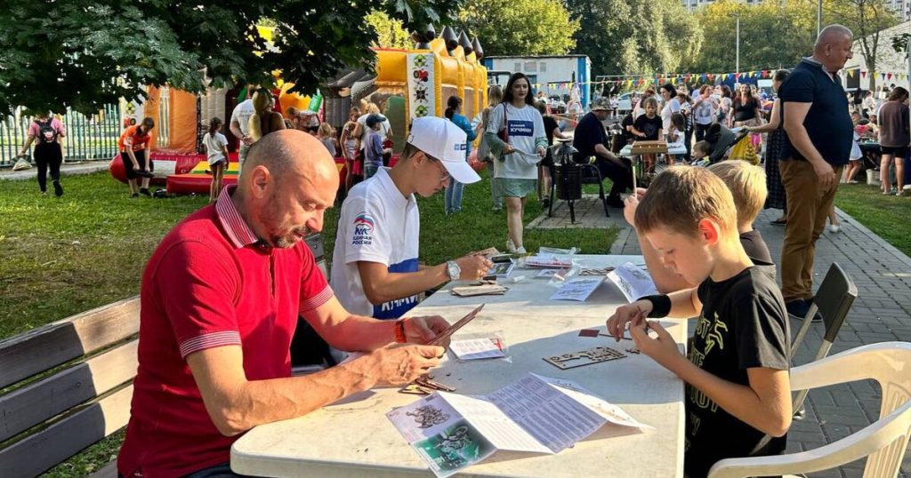 старшеклассников нужно приглашать на практику на реальные производства –