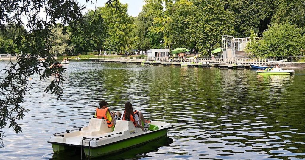 температура в Москве остается выше климатической нормы