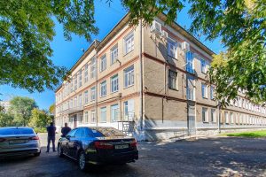 Учительница челябинской школы рассказала, как смогла обезоружить напавшего ученика