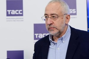 умер тележурналист Николай Сванидзе