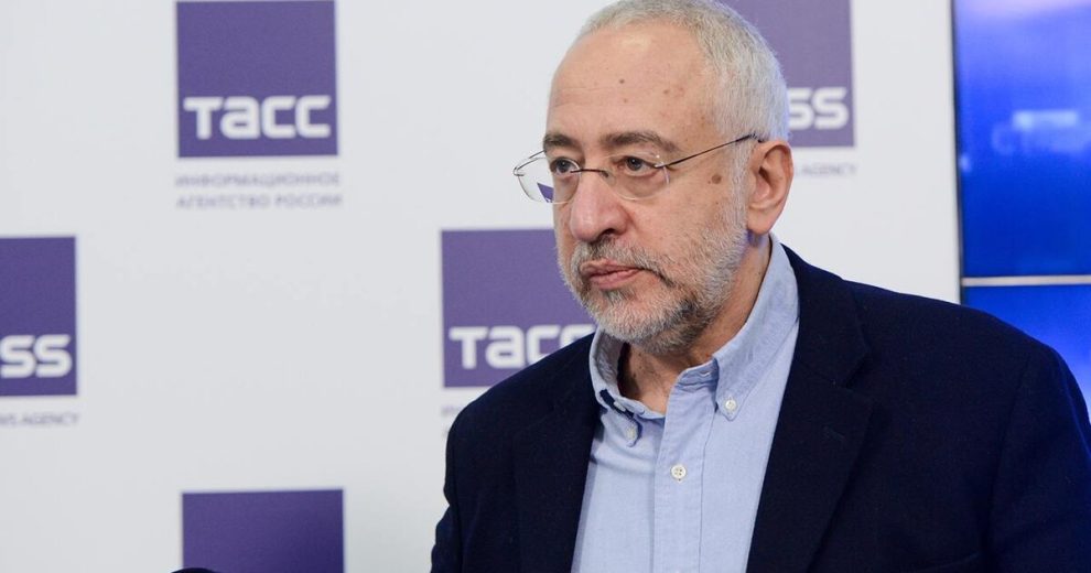 умер тележурналист Николай Сванидзе