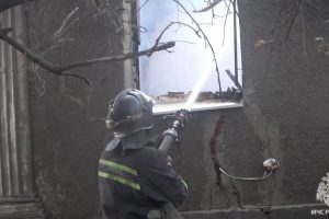 В ЛНР ликвидировали крупный пожар, унесший жизни двух человек