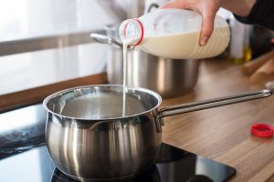 В Минпросвещения заявили, что мальчики в школах смогут попробовать себя в кулинарии