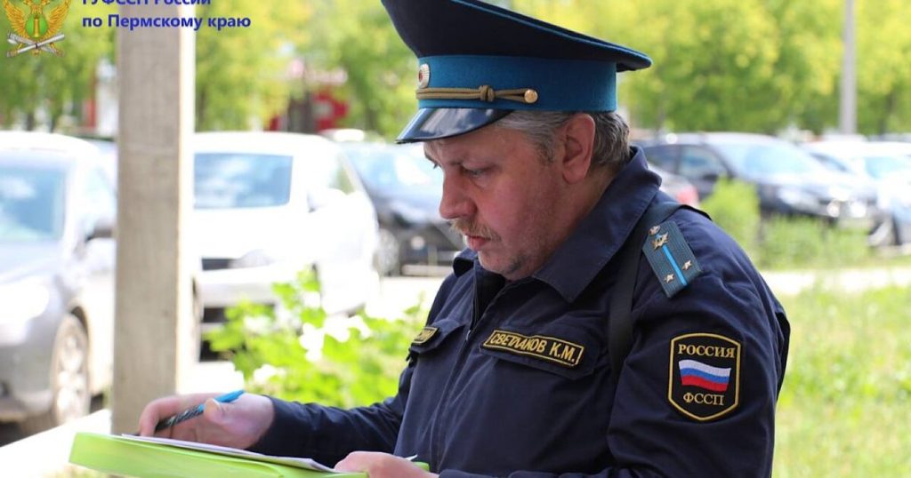 Жительница Пермского края прорыла потайной ход в попытке скрыться от приставов Жительница Пермского края прорыла потайной ход в попытке скрыться от приставов