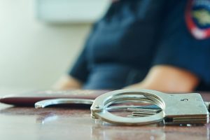 Жительница Видного задержана по подозрению в хулиганстве и нападении на журналиста
