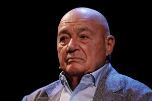 Журналист Познер назвал Сванидзе человеком с принципами